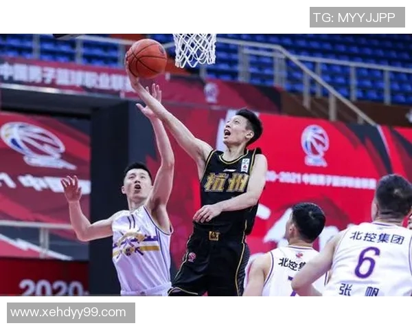 天津对阵新疆的精彩对决腾讯网全程直播赛事盛况 天津对阵新疆的精彩对决腾讯网全程直播赛事盛况