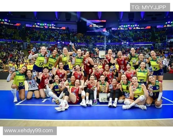 女排世界联赛巅峰对决意大利与塞尔维亚的精彩较量与赛后分析 女排世界联赛巅峰对决意大利与塞尔维亚的精彩较量与赛后分析